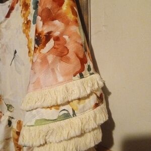 Women's Floral Fringe-Sleeve Top